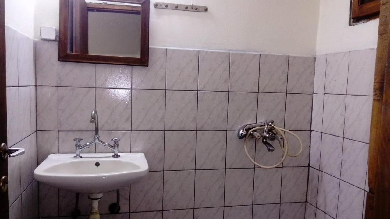 Camping Elizabeth Hotel Kalyvia Varikou ภายนอก รูปภาพ